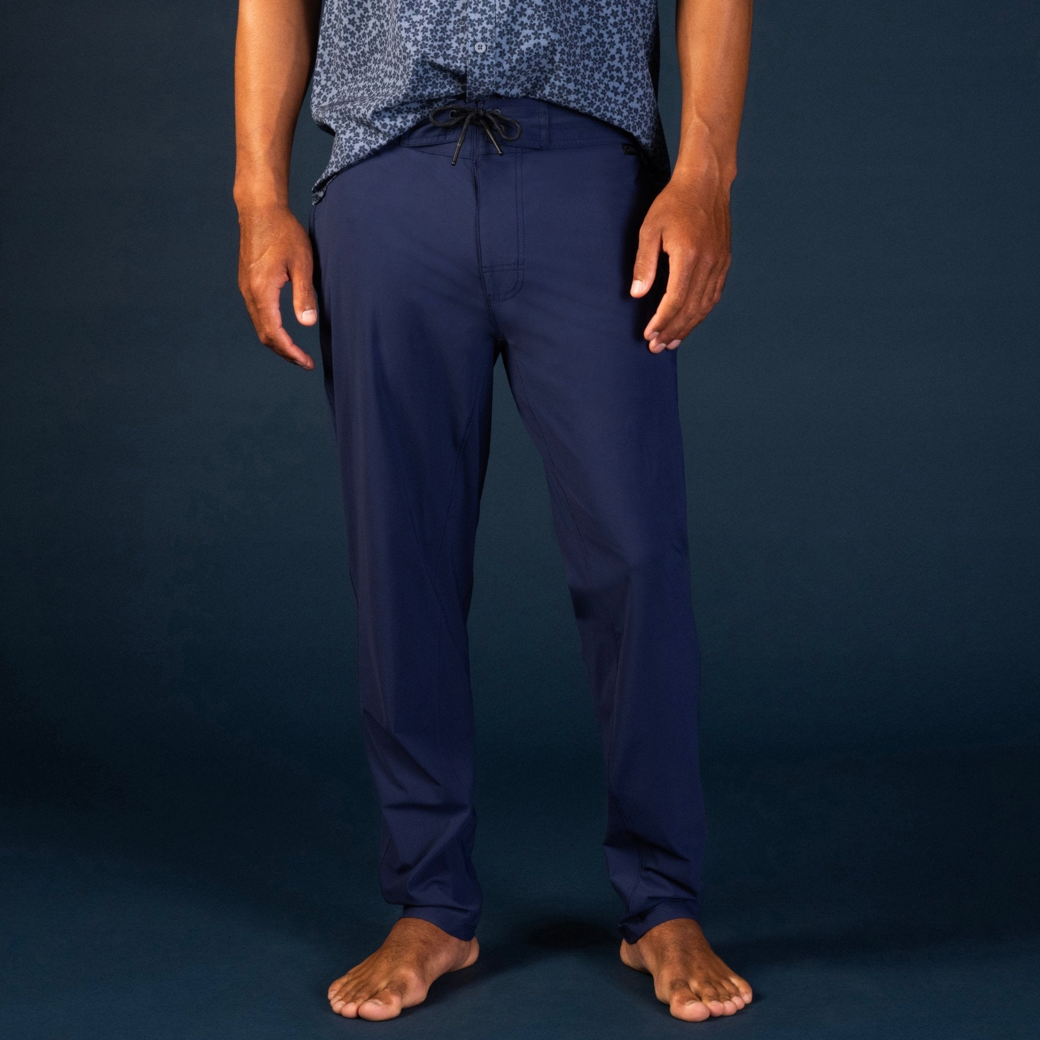 Men's Sportswear Tech Essentials Unlined Commuter Pants
